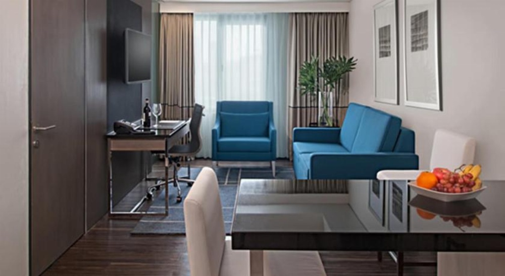 Seda Bonifacio Global City - Multiple Use Hotel Image 13