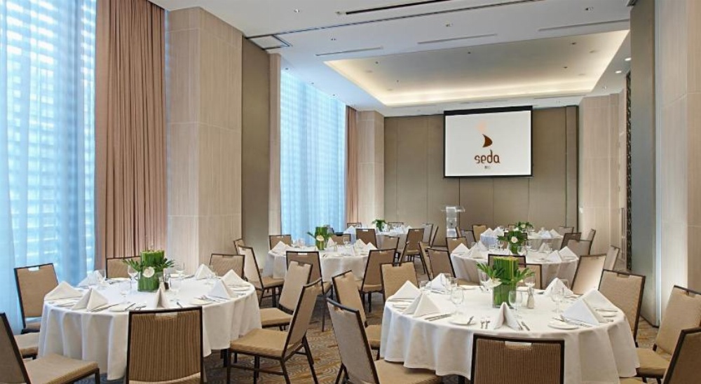 Seda Bonifacio Global City - Multiple Use Hotel Image 24